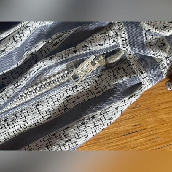 40s Vintage Grey Two Piece Striped Skirt Suit - Picture 4 of 11